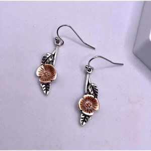 1 LEFT! Leaf Flower Earrings
